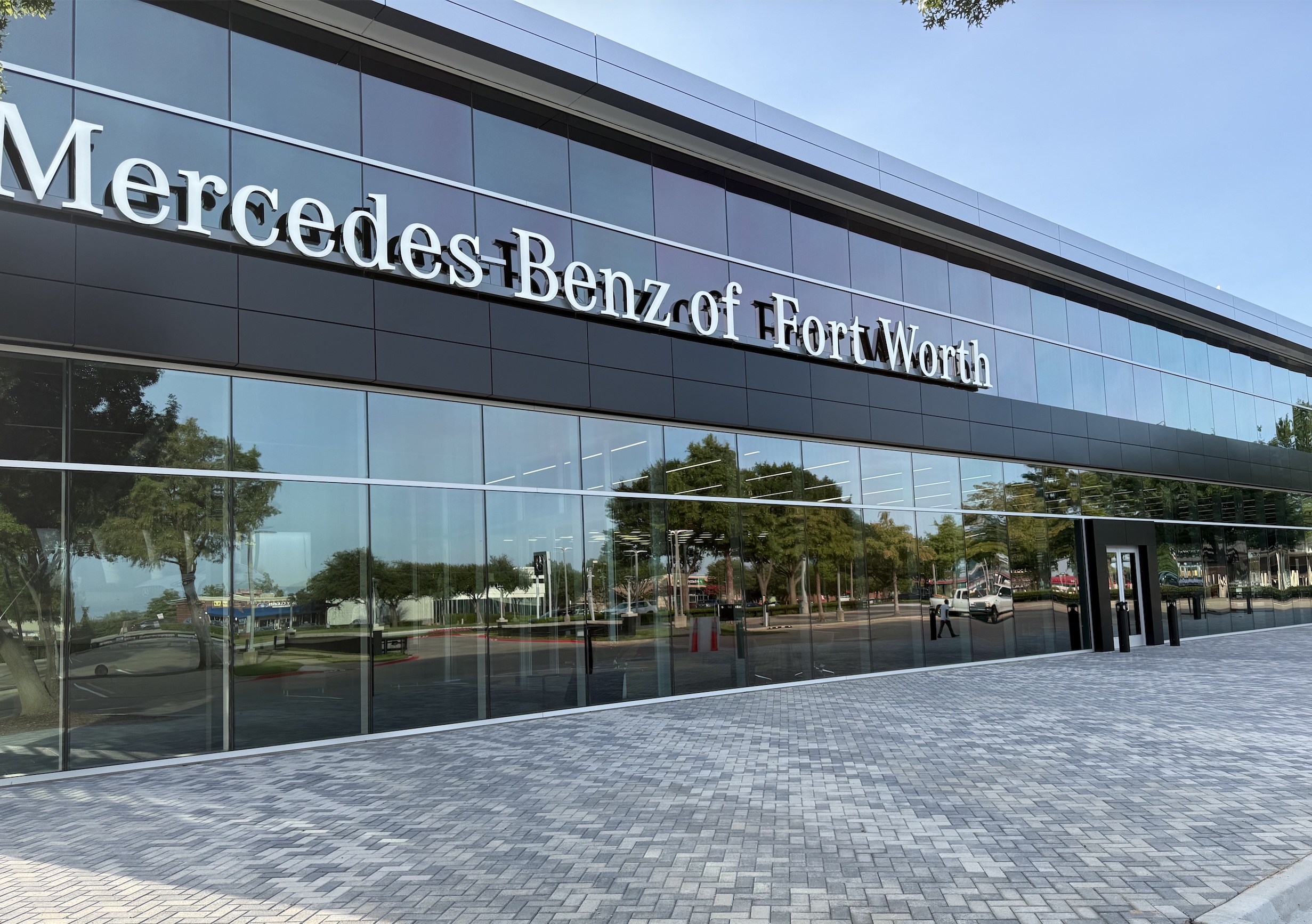 Park Place Motorcars Fort Worth Opens Newly Renovated Dealership